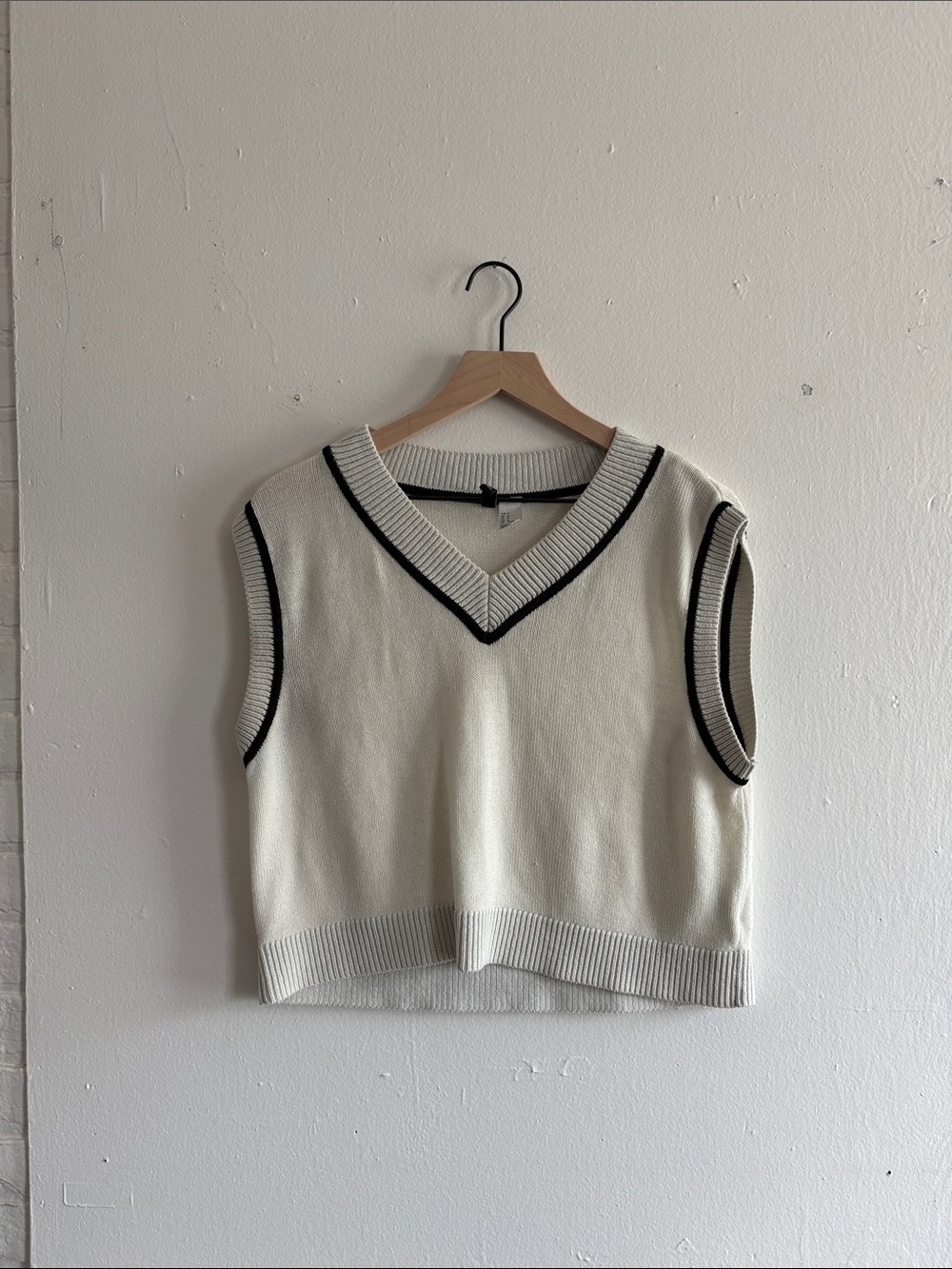 H&M Cream V-Neck Sweater Vest with Black Trim